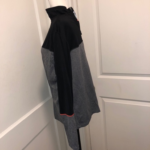 Calvin Klein Sweatshirt size Med - Picture 3 of 5